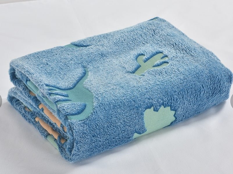 Glow in the Dark Teddy Fleece Duvet Set & Blanket โ Dinosaur, Unicorn, Moon & Stars Design - TheComfortshop.co.ukDuvet CoversTheComfortshop.co.ukTheComfortshop.co.ukGlow in the dark Blanket DinoBlueBlanketGlow in the Dark Teddy Fleece Duvet Set & Blanket โ Dinosaur, Unicorn, Moon & Stars Design