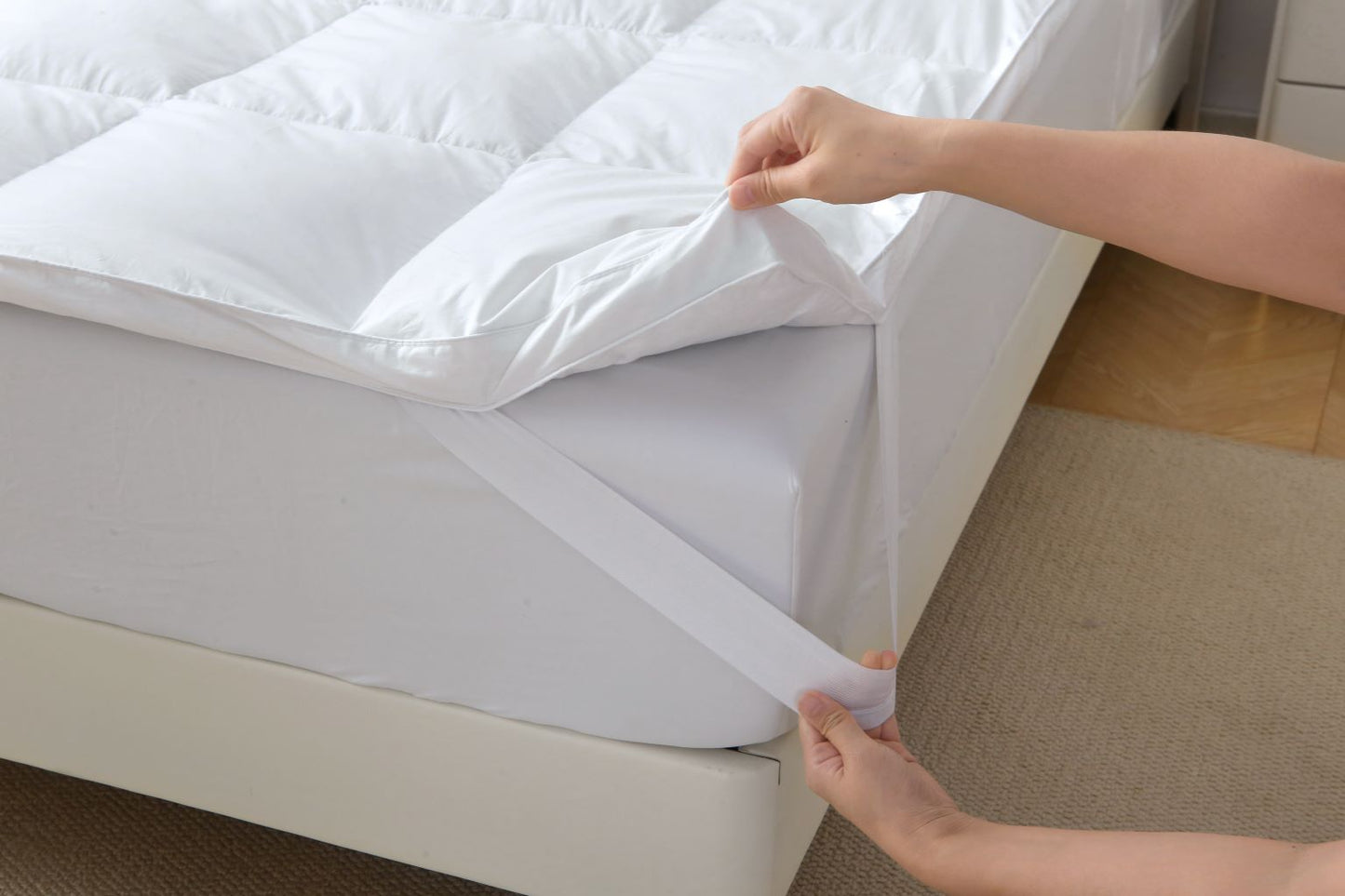 Luxurious 5cm Goose Feather & Down Mattress Topper with 100% Cotton Cover and Cassette Stitched Edging - TheComfortshop.co.ukTheComfortshop.co.ukTheComfortshop.co.uk5cm Goose Feather Topper KingKingLuxurious 5cm Goose Feather & Down Mattress Topper with 100% Cotton Cover and Cassette Stitched Edging