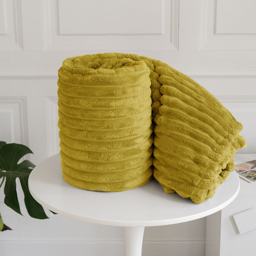 Luxury Jumbo Chunky Cord Fur Blanket - TheComfortshop.co.ukThrows0721718971726thecomfortshopTheComfortshop.co.ukblack-chunk-bed-throwBlack150 cm X 200 cmLuxury Jumbo Chunky Cord Fur Blanket - TheComfortshop.co.uk