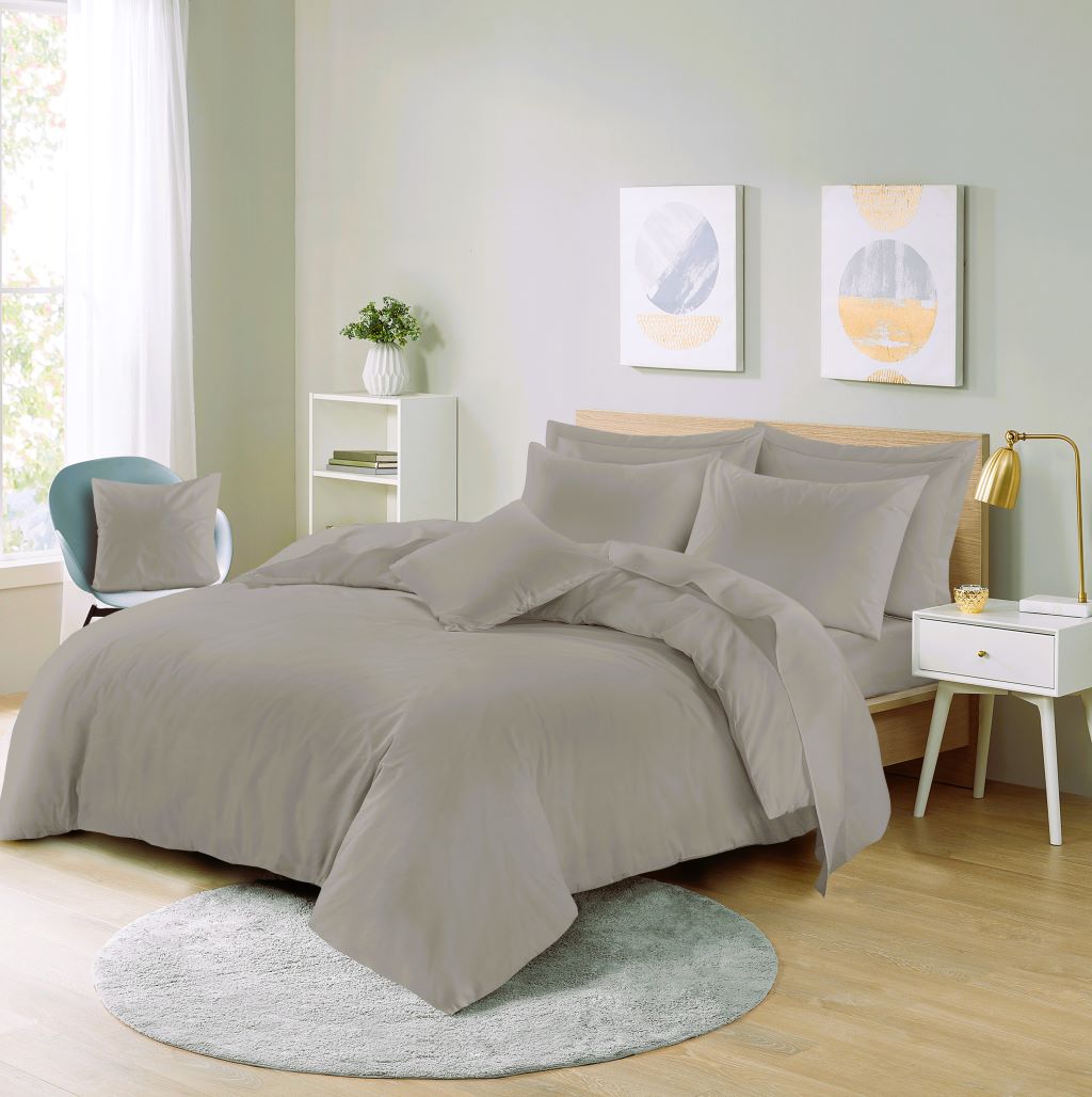 Plain Dyed Polycotton Duvet Cover Quilt Bedding Set With Pillowcase - TheComfortshop.co.ukDuvet Covers0721718975557thecomfortshopTheComfortshop.co.ukPCD Silver SingleSilverSinglePlain Dyed Polycotton Duvet Cover Quilt Bedding Set With Pillowcase - TheComfortshop.co.uk