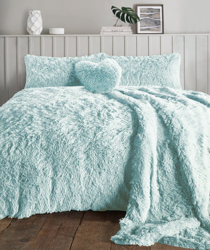 Hug & Snug Fleece Duvet Cover Set With Pillowcases - TheComfortshop.co.ukDuvet Covers0721718970828thecomfortshopTheComfortshop.co.ukTED CUDDLES Duvet Duck Egg SuperkingDuck EggDuvet Cover Set SuperkingHug & Snug Fleece Duvet Cover Set With Pillowcases