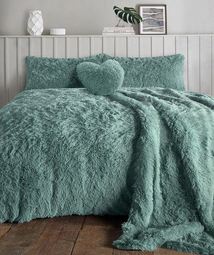 Hug & Snug Fleece Duvet Cover Set With Pillowcases - TheComfortshop.co.ukDuvet Covers0721718971016thecomfortshopTheComfortshop.co.ukTED CUDDLES Duvet Teal SuperkingTealDuvet Cover Set SuperkingHug & Snug Fleece Duvet Cover Set With Pillowcases