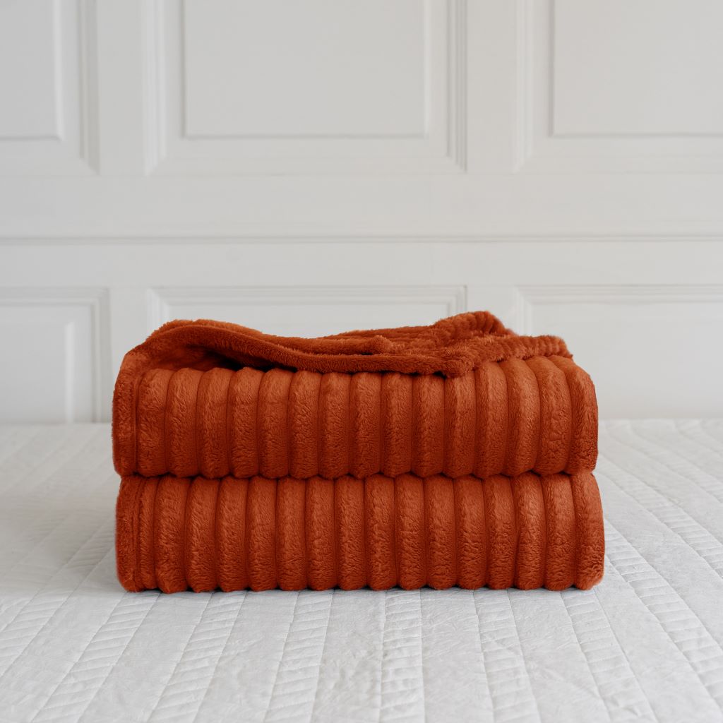 Luxury Jumbo Chunky Cord Fur Blanket - TheComfortshop.co.ukThrows0721718971887thecomfortshopTheComfortshop.co.ukorange-chunk-bed-throwOrange150 cm X 200 cmLuxury Jumbo Chunky Cord Fur Blanket - TheComfortshop.co.uk