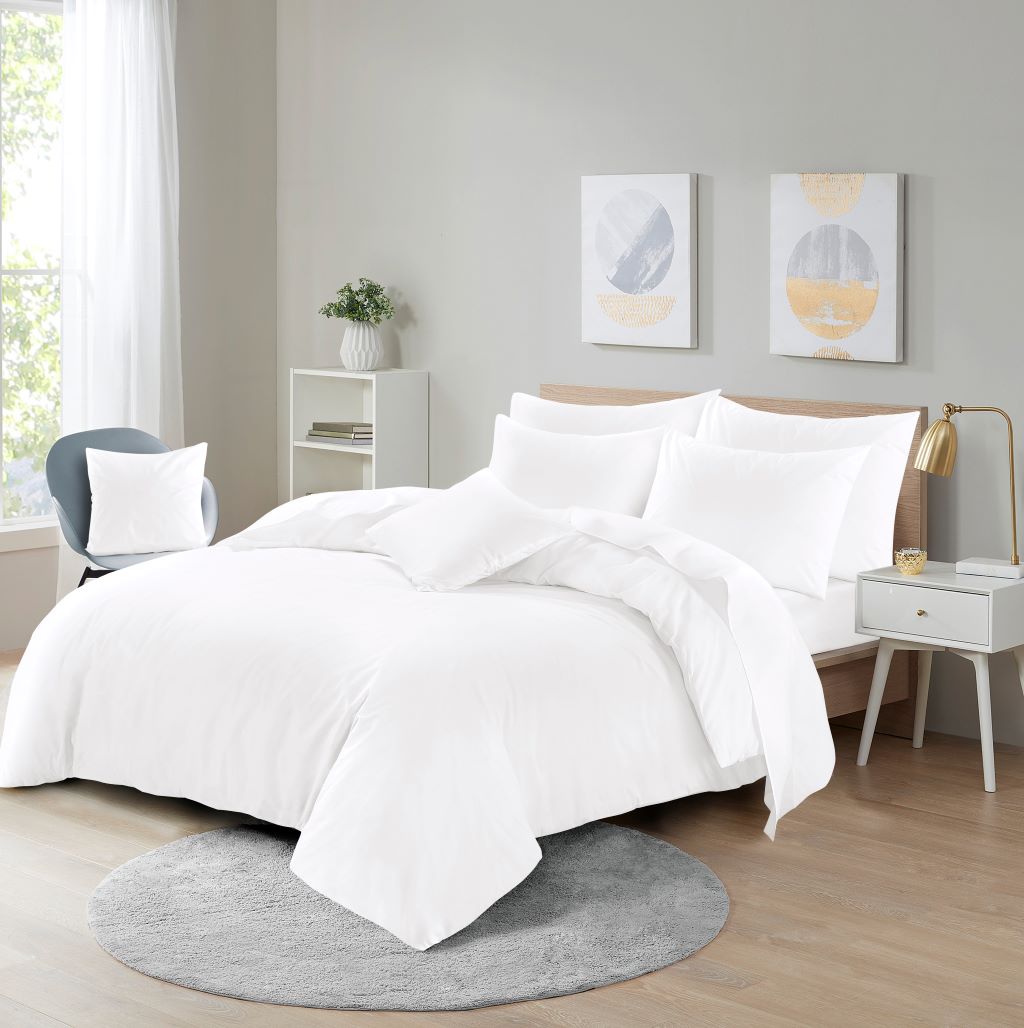 Luxury Microfiber Duvet Cover Set – Ultra Soft & Wrinkle - Resistant Bedding - TheComfortshop.co.uk10721718957345TheComfortshop.co.ukTheComfortshop.co.ukMicrofiber DC White SingleSingleWhiteLuxury Microfiber Duvet Cover Set – Ultra Soft & Wrinkle - Resistant Bedding