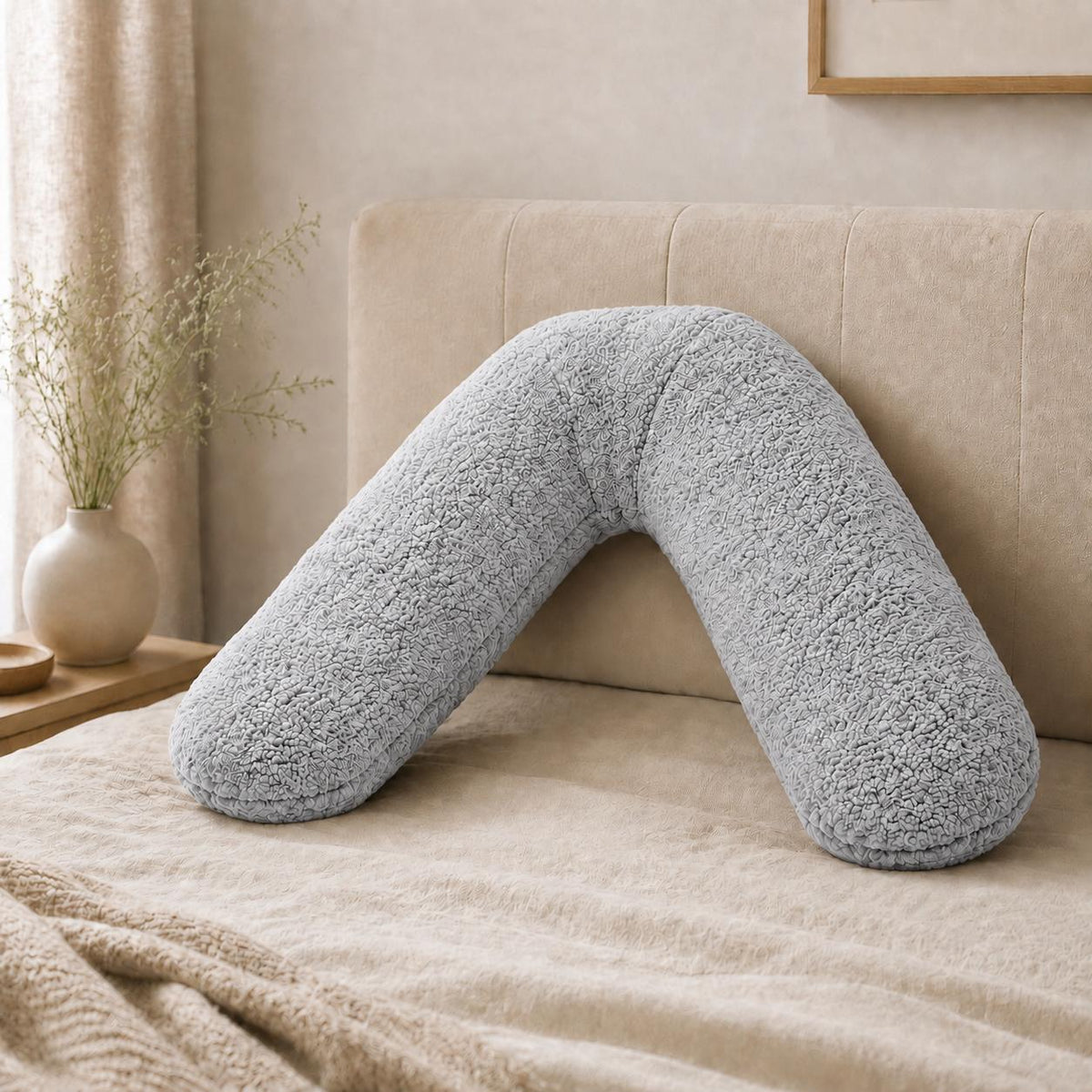 Teddy Fleece V-Shaped Support Pillow – Charcoal - TheComfortshop.co.ukTheComfortshop.co.ukTheComfortshop.co.ukTeddy  V-pillow silversilverTeddy Fleece V-Shaped Support Pillow – Charcoal